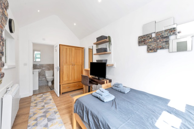 Mowbray Road, Annexe